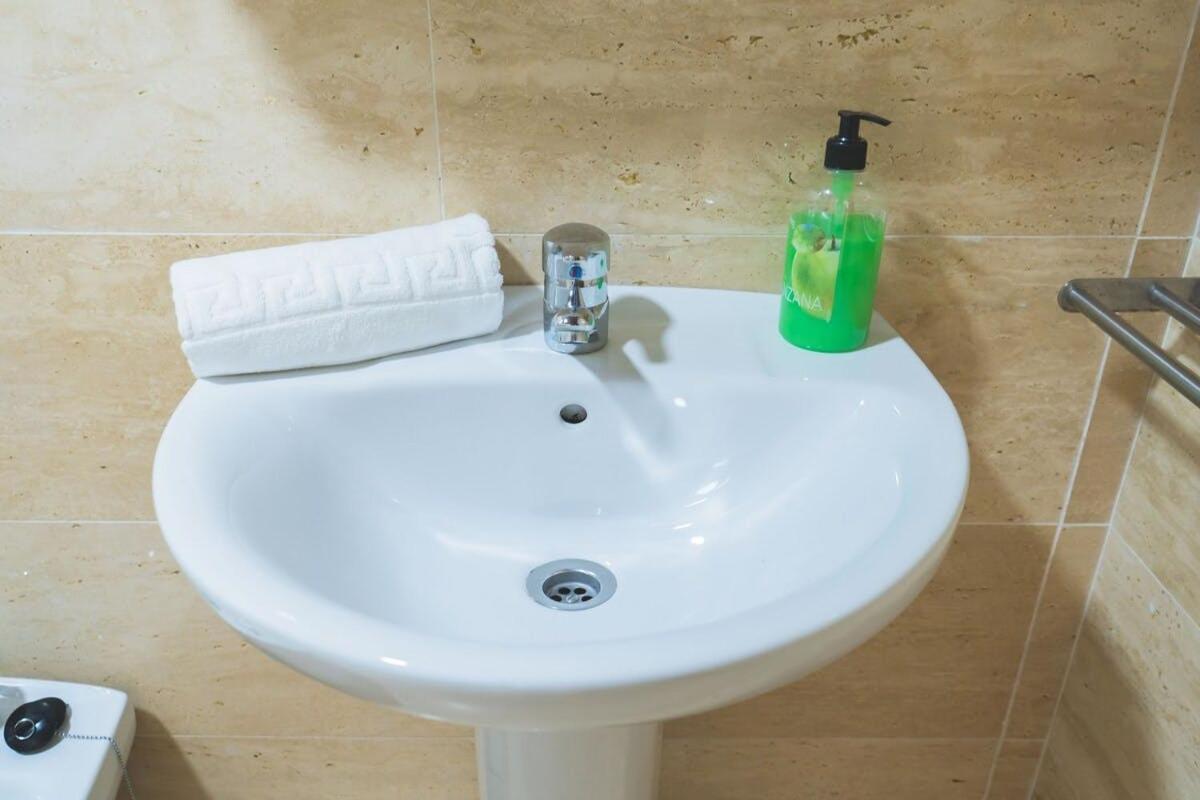 Centrico Apartamento En Calle Carreteria - มาลากา ภายนอก รูปภาพ
